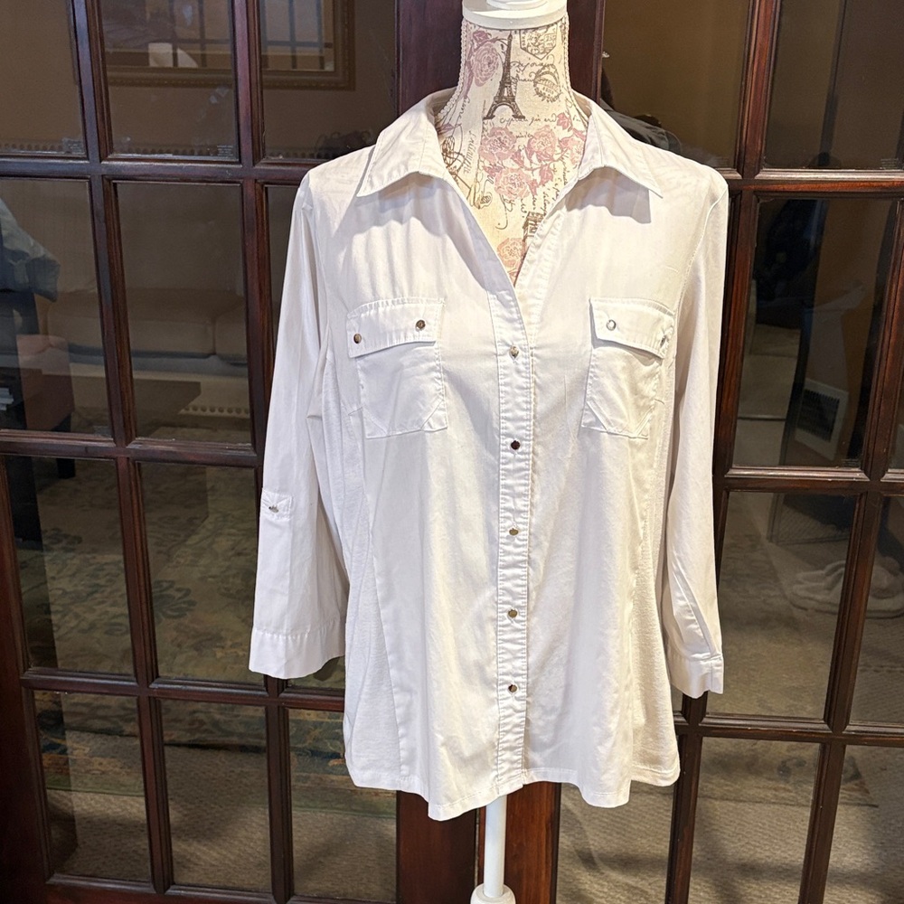 Zac & Rachel Women's Cream Button-Down Shirt